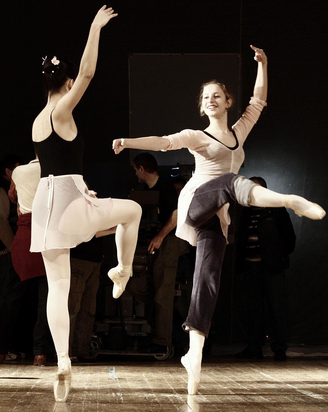 《跳芭蕾舞的男孩》剧照第49张图片 《跳芭蕾舞的男孩》剧照第49张图片