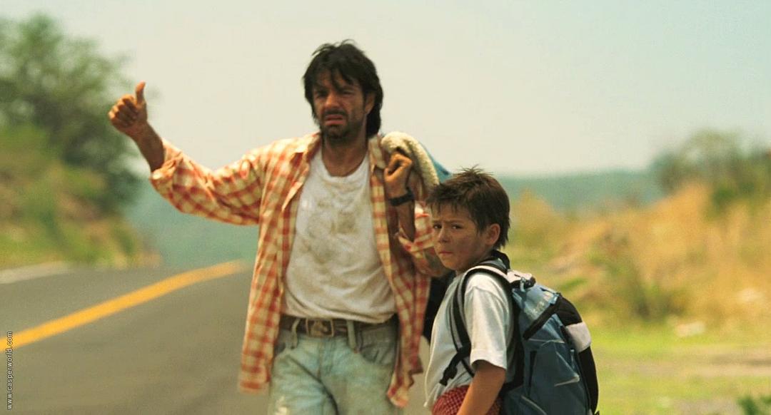 《一样的月光》剧照第1张图片 《一样的月光》剧照第1张图片