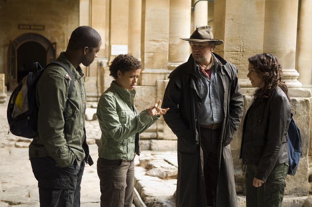 《骨迹寻真》海报第2张图片 《骨迹寻真》海报第2张图片