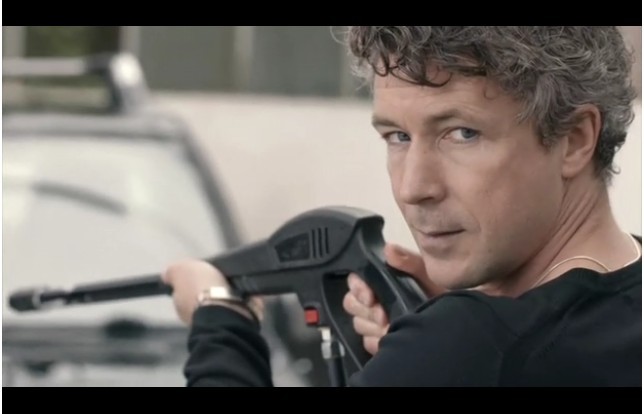 《呼救》海报第2张图片 《呼救》海报第2张图片