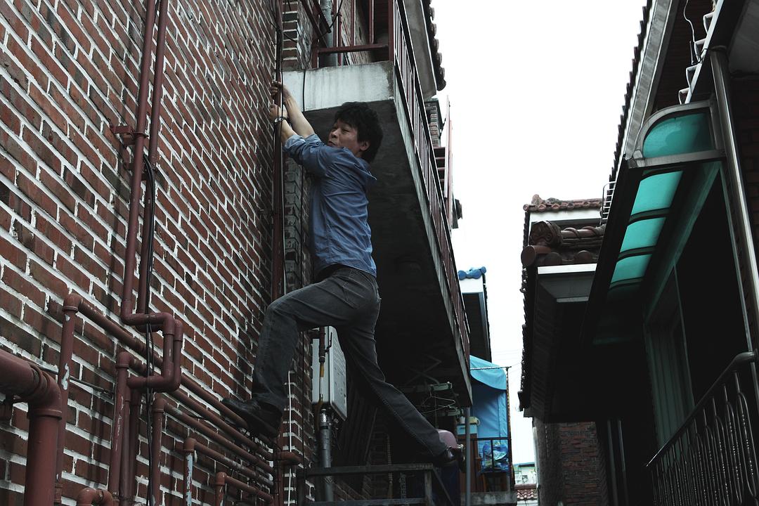 《蒙太奇》剧照第11张图片 《蒙太奇》剧照第11张图片