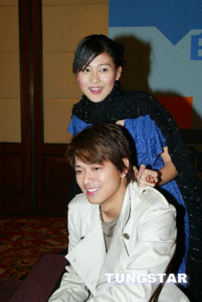 《百分百感觉》海报第11张图片 《百分百感觉》海报第11张图片