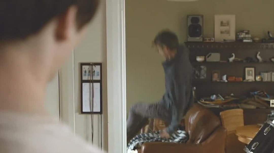 《呼救》海报第32张图片 《呼救》海报第32张图片