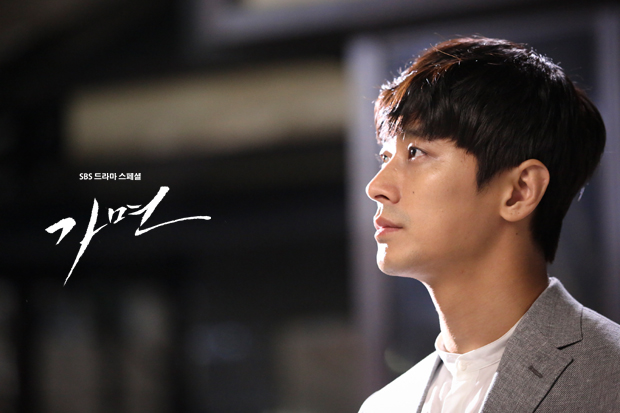 《假面》海报第33张图片 《假面》海报第33张图片