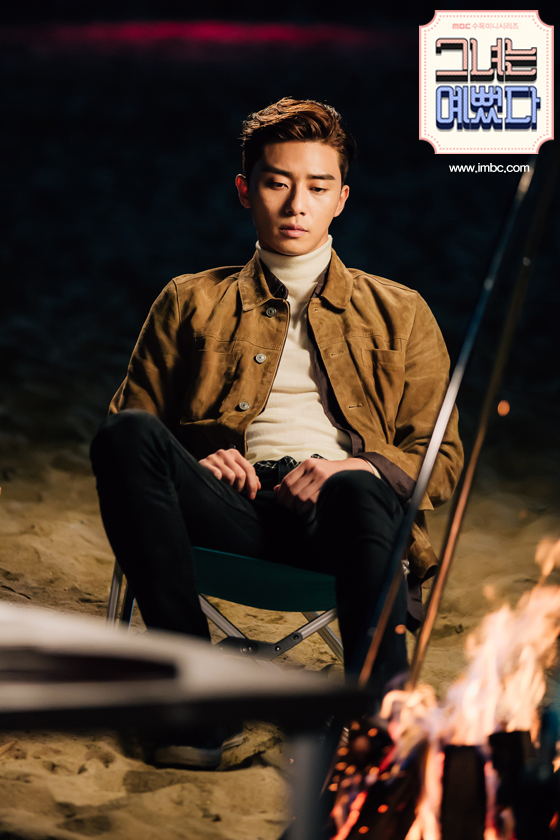 《她很漂亮》海报第44张图片 《她很漂亮》海报第44张图片