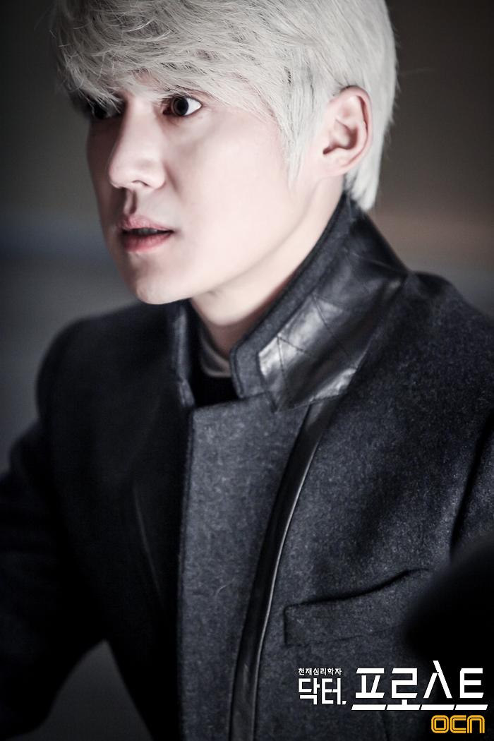 《弗罗斯特医生》剧照第35张图片 《弗罗斯特医生》剧照第35张图片