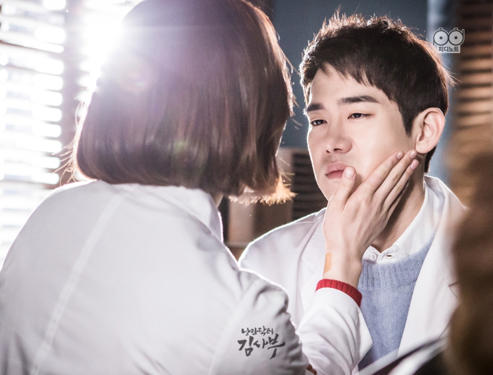 《浪漫医生金师傅》海报第47张图片 《浪漫医生金师傅》海报第47张图片