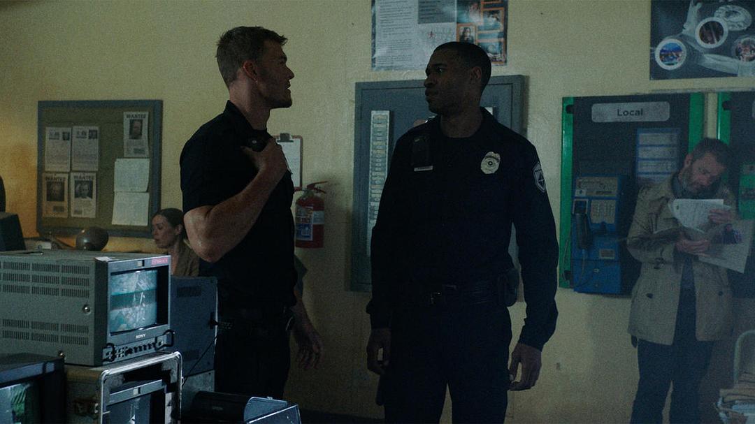 《血路狂飙》海报第44张图片 《血路狂飙》海报第44张图片