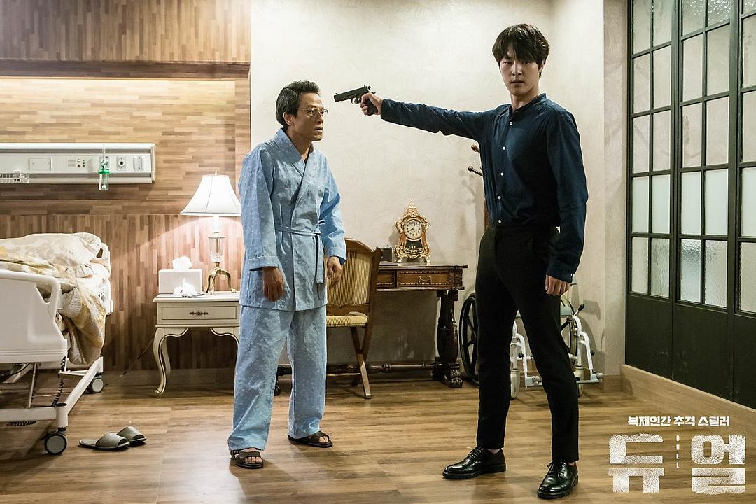 《决斗》剧照第13张图片 《决斗》剧照第13张图片