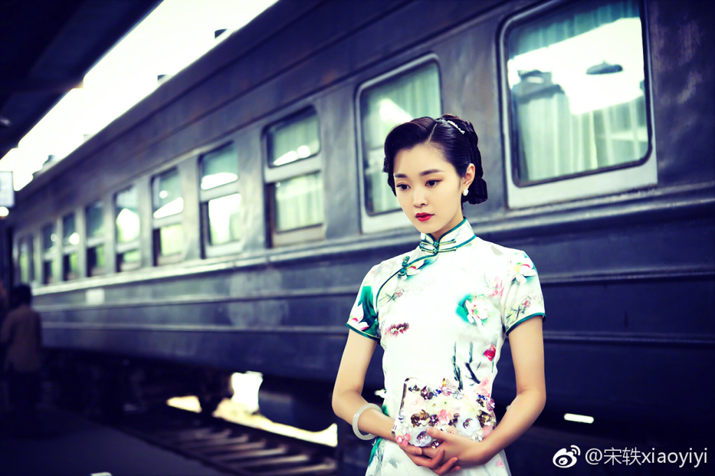 《小楼又东风》剧照第24张图片 《小楼又东风》剧照第24张图片