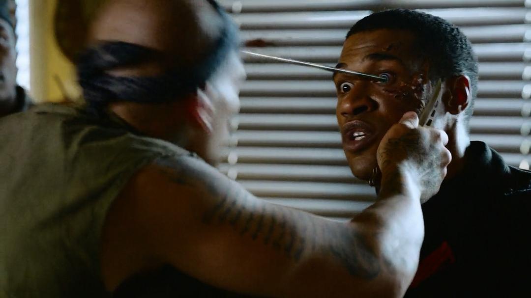 《血路狂飙》海报第26张图片 《血路狂飙》海报第26张图片