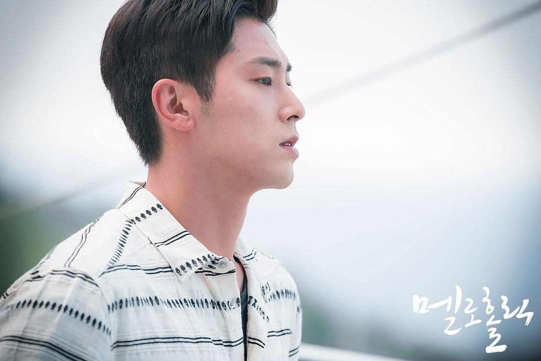 《沉迷爱情》剧照第31张图片 《沉迷爱情》剧照第31张图片