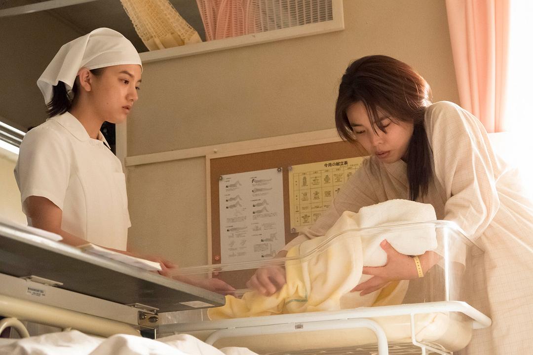 《透明的摇篮》海报