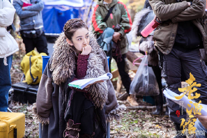 《老酒馆》剧照第44张图片 《老酒馆》剧照第44张图片