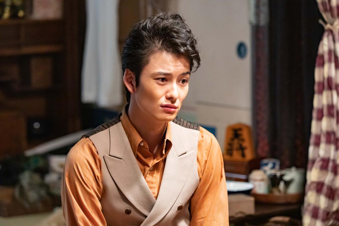 《夏空》海报第18张图片 《夏空》海报第18张图片