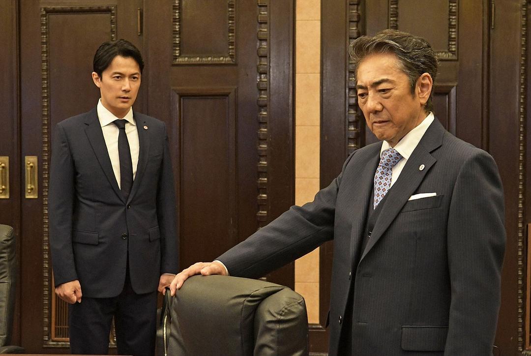 《集体降职》海报第58张图片 《集体降职》海报第58张图片