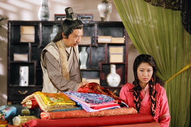 《覆雨翻云》海报第16张图片 《覆雨翻云》海报第16张图片