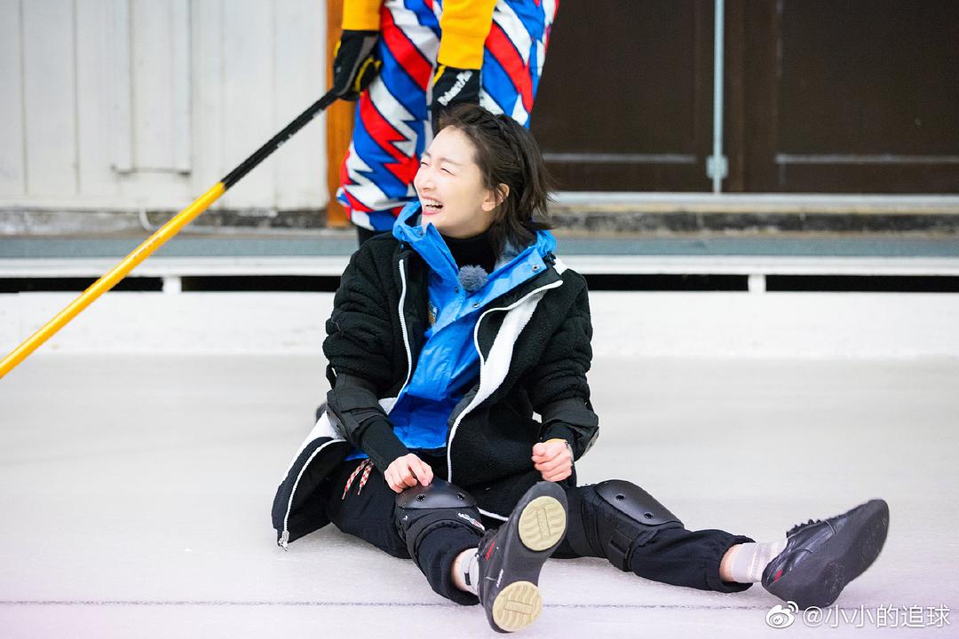 《小小的追球》剧照第34张图片 《小小的追球》剧照第34张图片