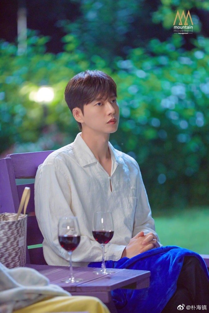 《森林》海报第28张图片 《森林》海报第28张图片