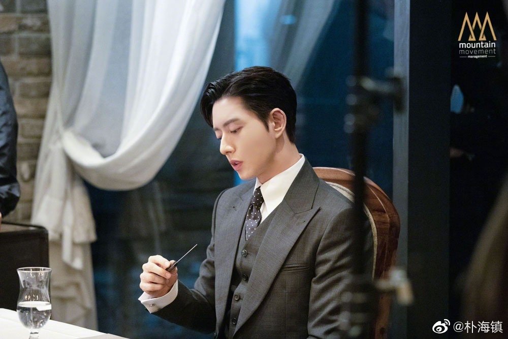 《森林》海报第27张图片 《森林》海报第27张图片