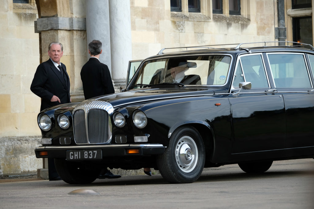 《信任》海报第49张图片 《信任》海报第49张图片