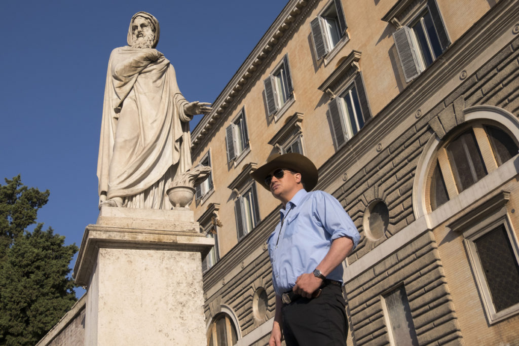 《信任》海报第24张图片 《信任》海报第24张图片