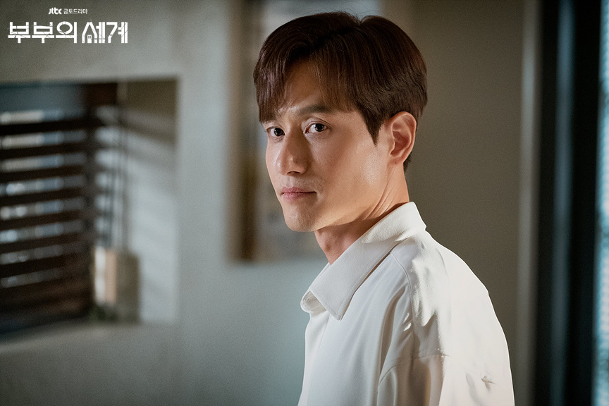 《夫妻的世界》海报第30张图片 《夫妻的世界》海报第30张图片