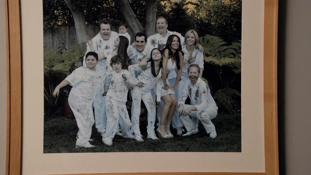 《摩登家庭第十一季》剧照第28张图片 《摩登家庭第十一季》剧照第28张图片