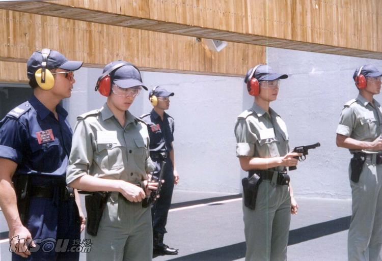 《学警雄心》海报第11张图片 《学警雄心》海报第11张图片