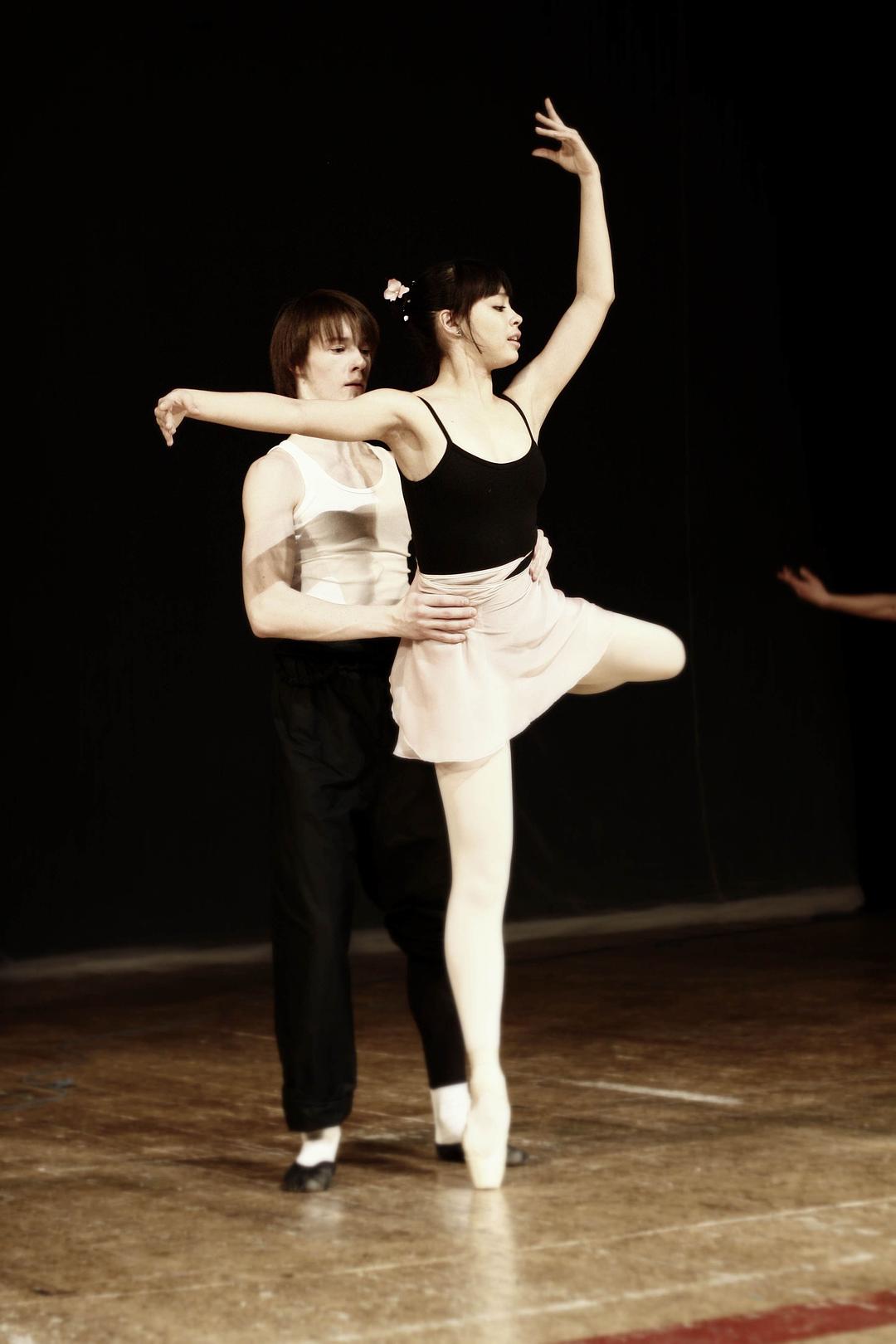 《跳芭蕾舞的男孩》剧照第34张图片 《跳芭蕾舞的男孩》剧照第34张图片