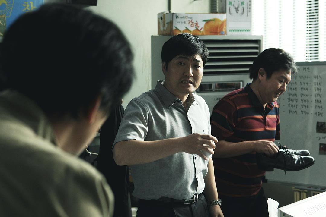 《蒙太奇》剧照第8张图片 《蒙太奇》剧照第8张图片