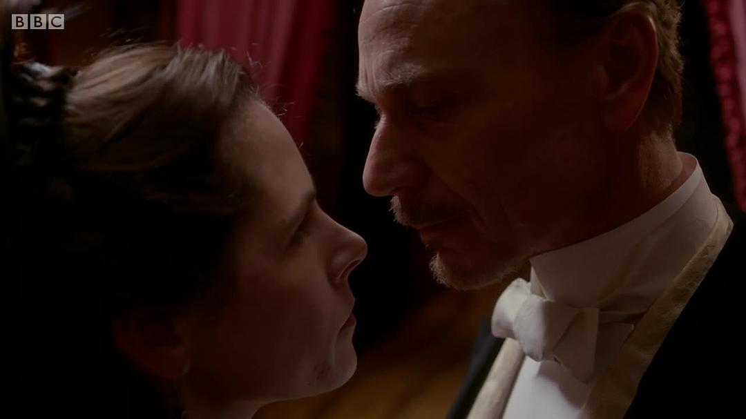 《天堂一刻第二季》海报第37张图片 《天堂一刻第二季》海报第37张图片