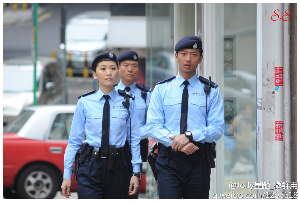《女警爱作战》海报第14张图片 《女警爱作战》海报第14张图片