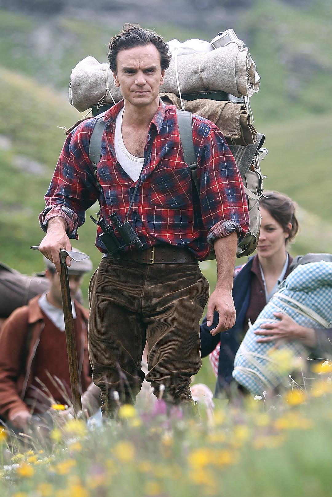 《灵犬雪莉》海报第21张图片 《灵犬雪莉》海报第21张图片