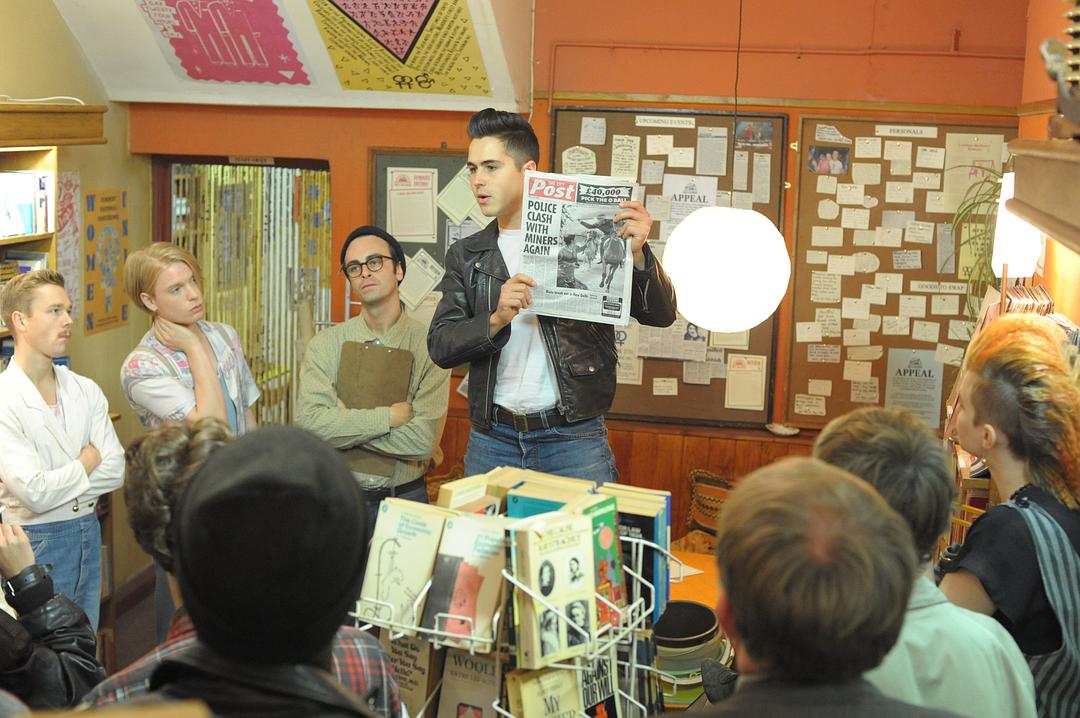 《骄傲》海报第21张图片 《骄傲》海报第21张图片