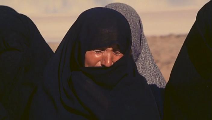 《白草地》海报第33张图片 《白草地》海报第33张图片