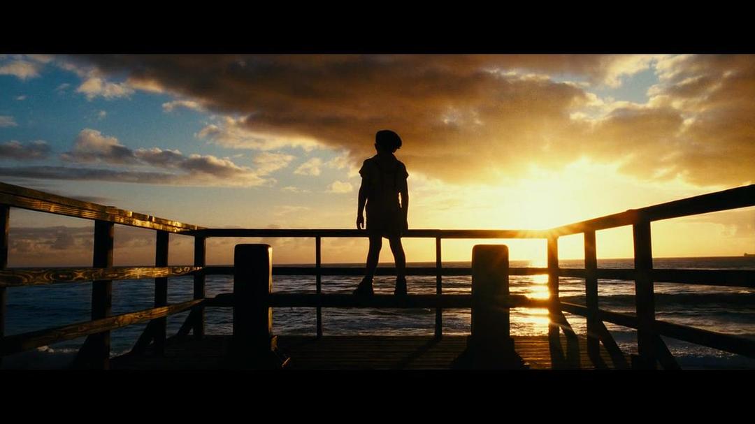 《小男孩》海报第28张图片 《小男孩》海报第28张图片