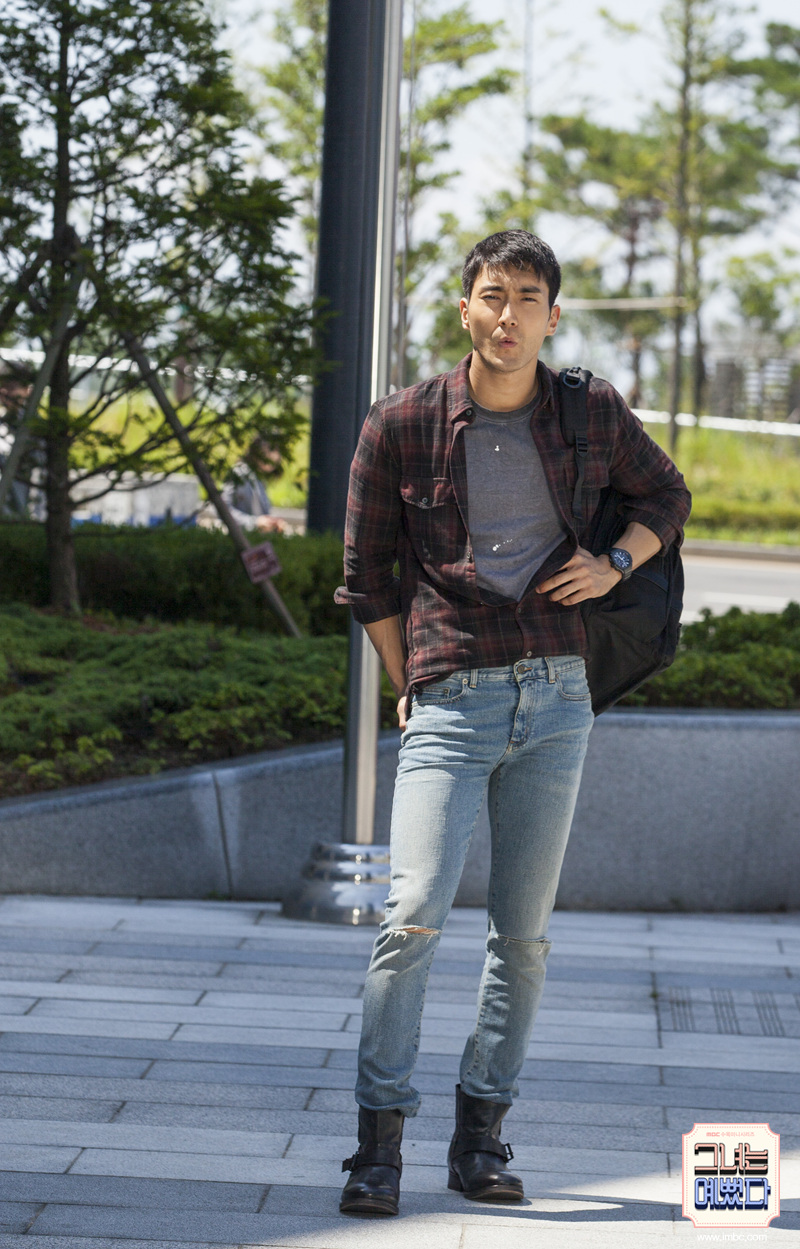 《她很漂亮》海报第59张图片 《她很漂亮》海报第59张图片