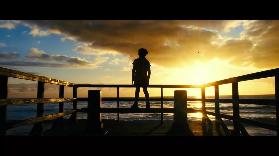 《小男孩》海报第58张图片 《小男孩》海报第58张图片