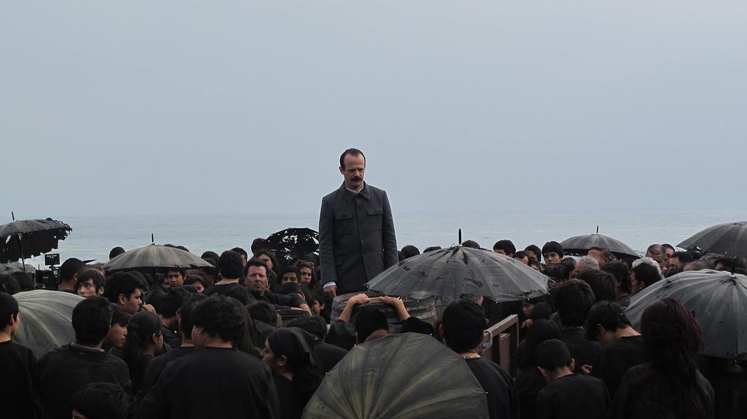 《现实之舞》海报第12张图片 《现实之舞》海报第12张图片