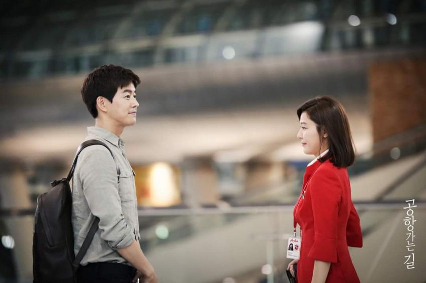 《通往机场的路》剧照第21张图片 《通往机场的路》剧照第21张图片