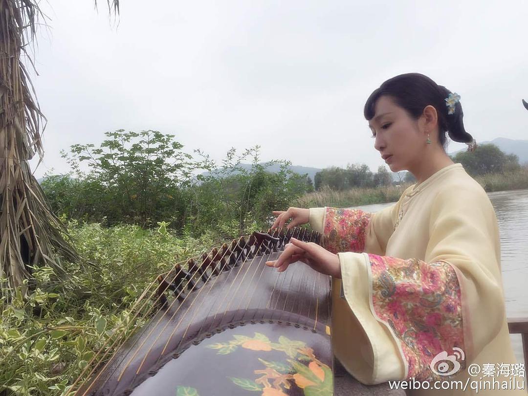 《楼外楼》海报