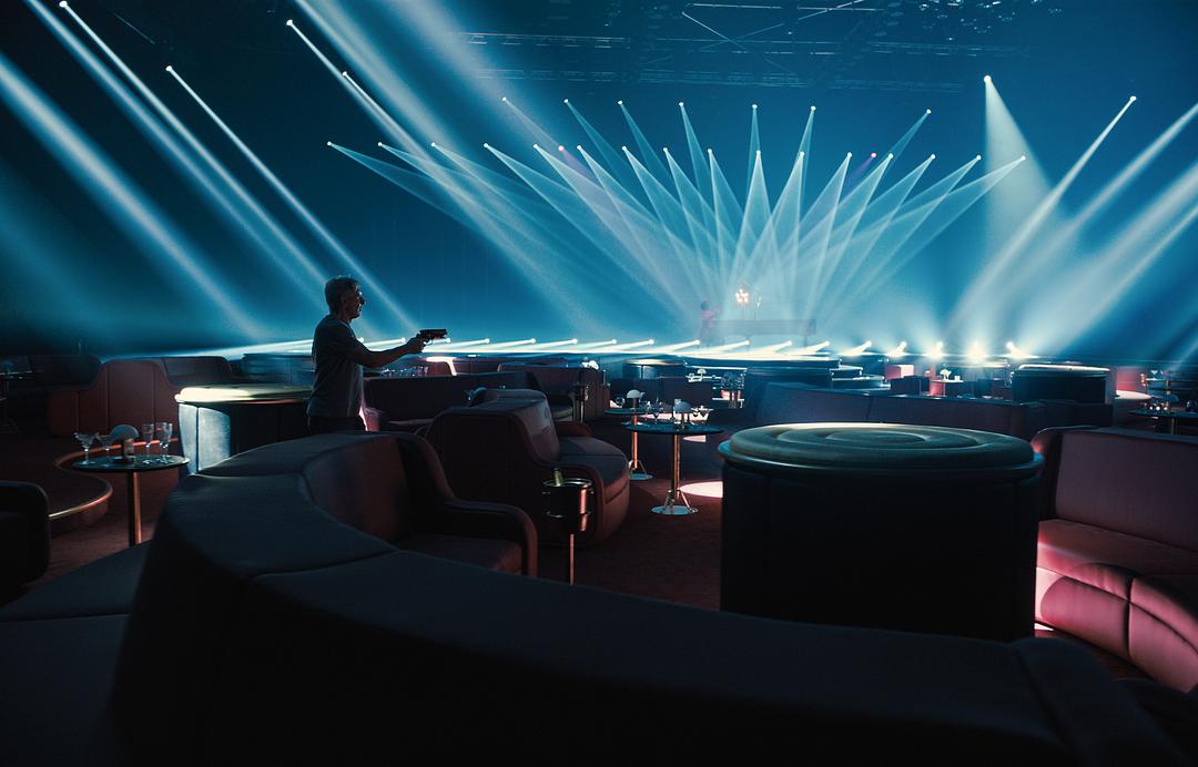 《银翼杀手2049》海报第31张图片 《银翼杀手2049》海报第31张图片