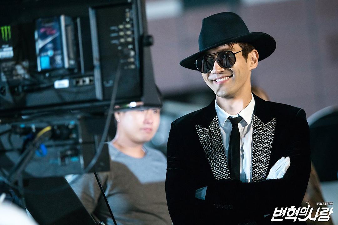 《卞赫的爱情》海报第6张图片 《卞赫的爱情》海报第6张图片