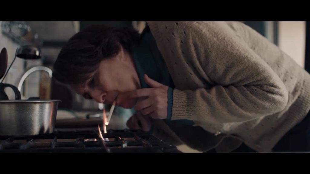 《威尔森夫人》海报第42张图片 《威尔森夫人》海报第42张图片