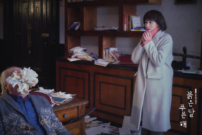 《赤月青日》海报第11张图片 《赤月青日》海报第11张图片