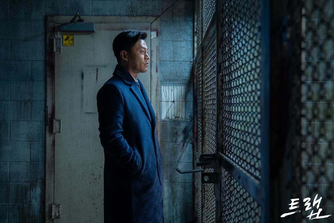 《圈套》剧照第43张图片 《圈套》剧照第43张图片