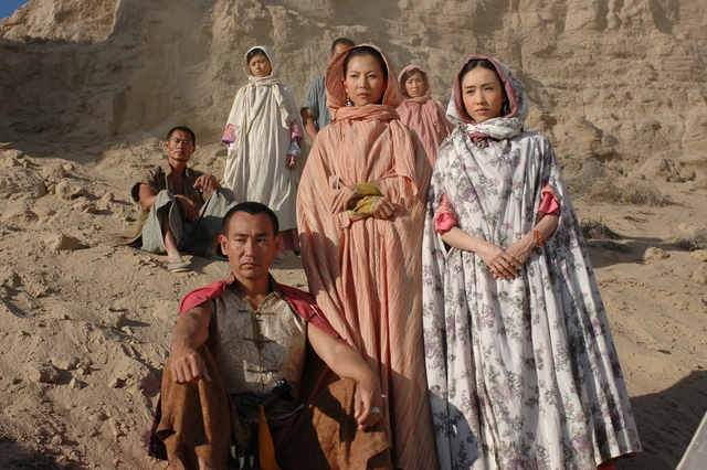 《火舞黄沙》剧照第28张图片 《火舞黄沙》剧照第28张图片