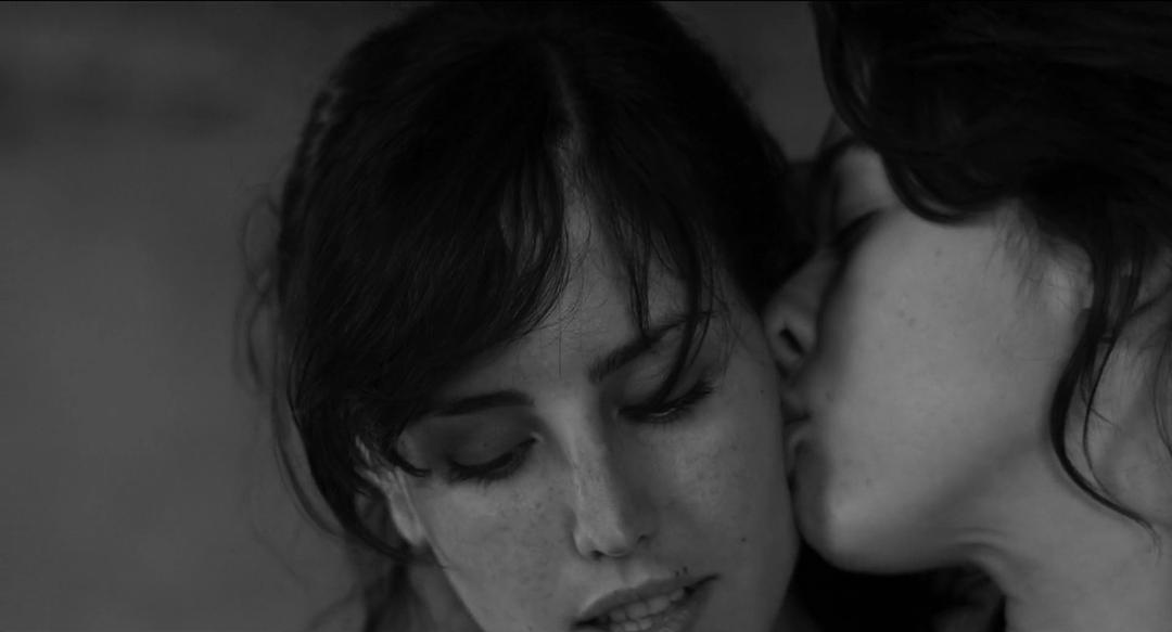 《伊莉莎与玛瑟拉》海报第37张图片 《伊莉莎与玛瑟拉》海报第37张图片