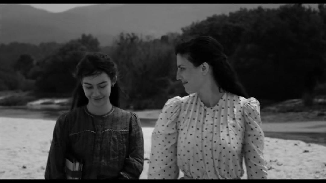 《伊莉莎与玛瑟拉》海报第20张图片 《伊莉莎与玛瑟拉》海报第20张图片